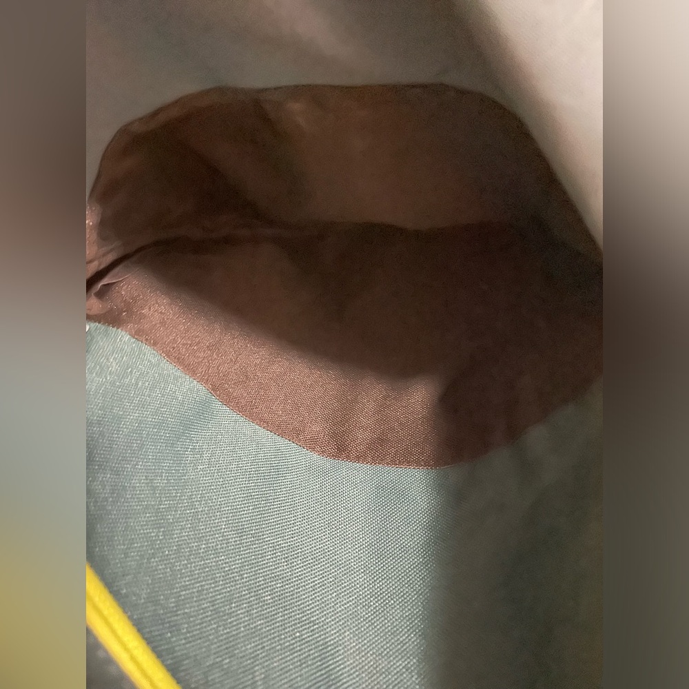 Backpack - Picture 3 of 4